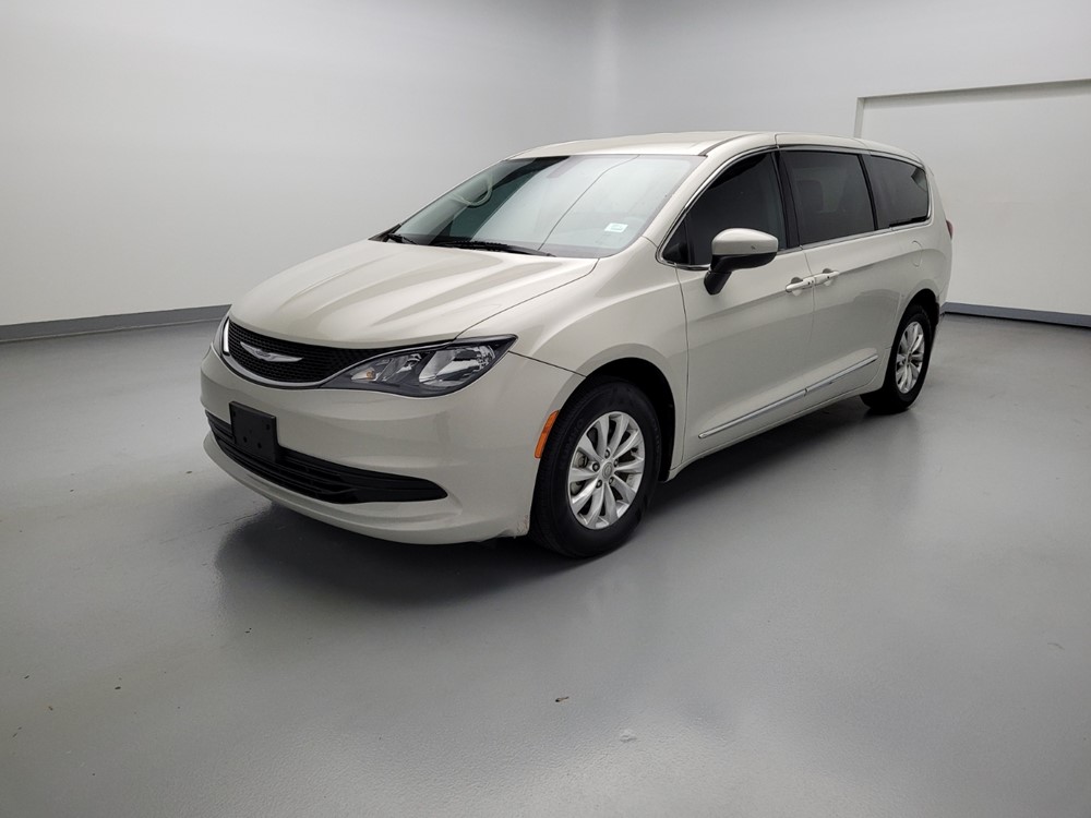 Used 2017 Chrysler Pacifica Driver Front Bumper