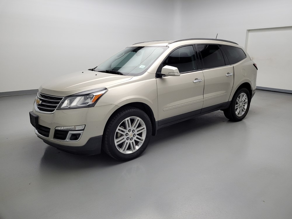 Used 2013 Chevrolet Traverse Driver Front Bumper
