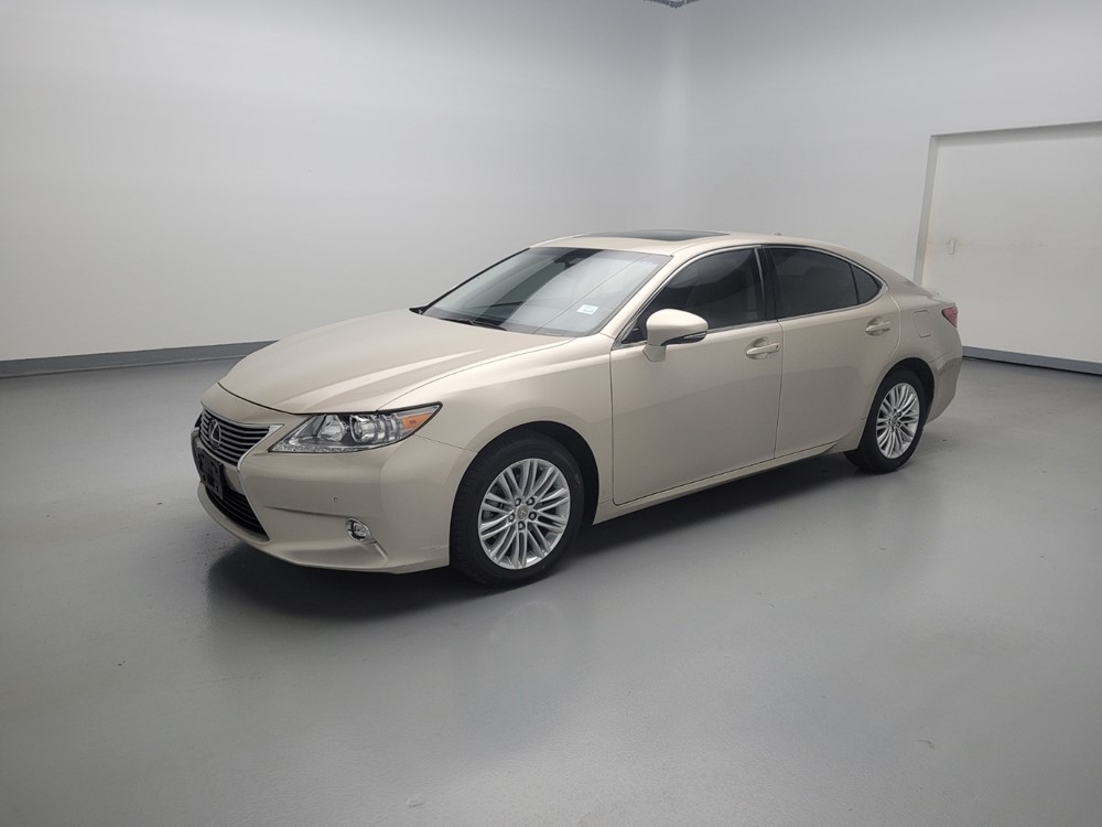 Used 2015 Lexus ES 350 Driver Front Bumper