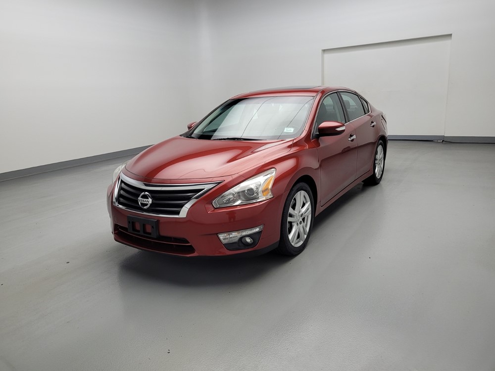 Used 2015 Nissan Altima Driver Front Bumper