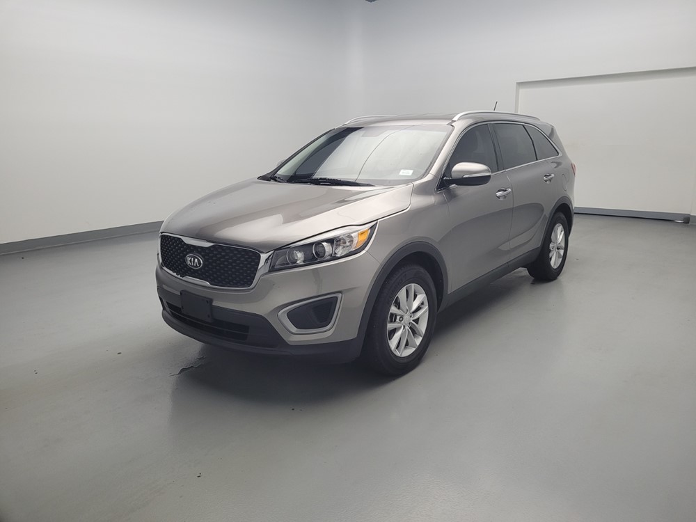 Used 2017 Kia Sorento Driver Front Bumper