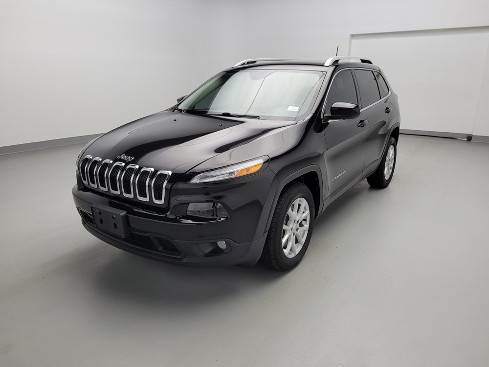 Used 2018 Jeep Cherokee Driver Front Bumper