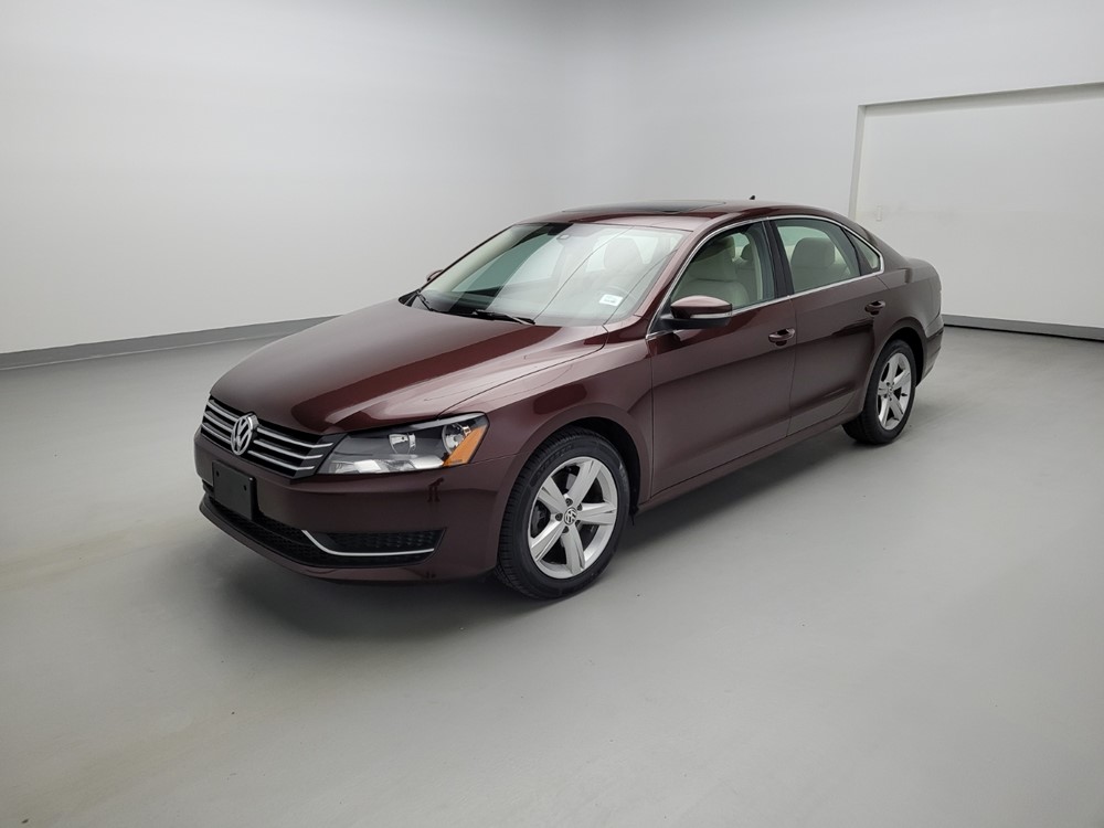 Used 2013 Volkswagen Passat Driver Front Bumper