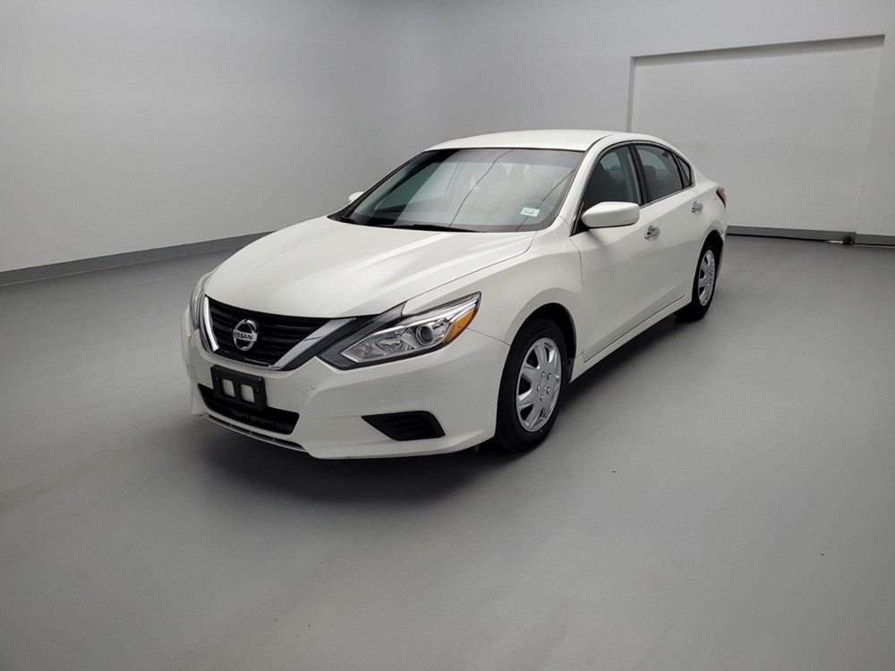 Used 2016 Nissan Altima Driver Front Bumper