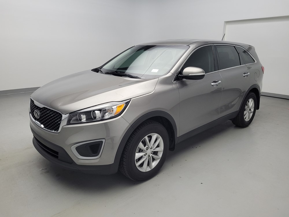 Used 2017 Kia Sorento Driver Front Bumper