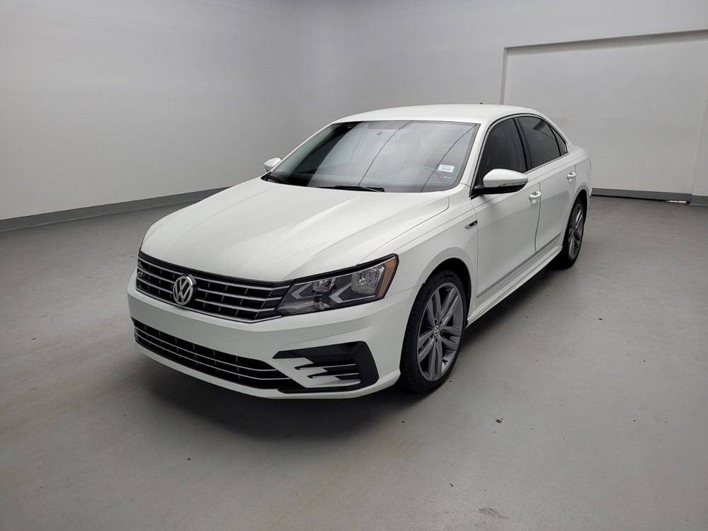 Used 2017 Volkswagen Passat Driver Front Bumper