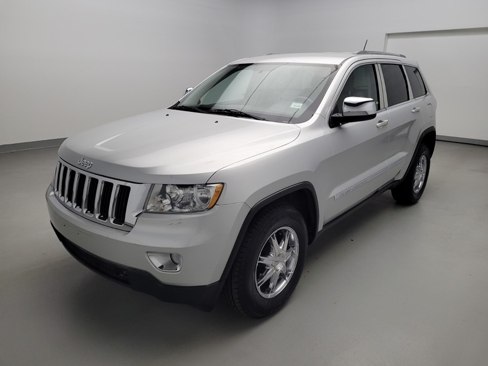 Used 2011 Jeep Grand Cherokee Driver Front Bumper