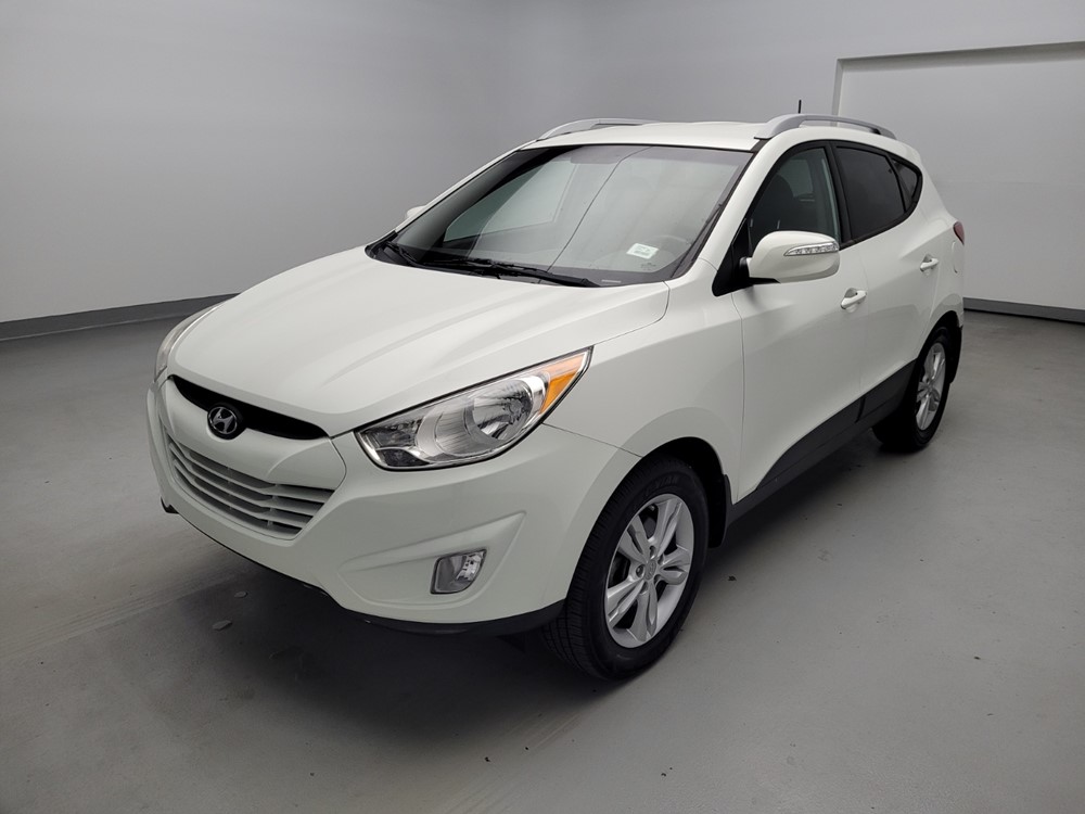 Used 2013 Hyundai Tucson Driver Front Bumper