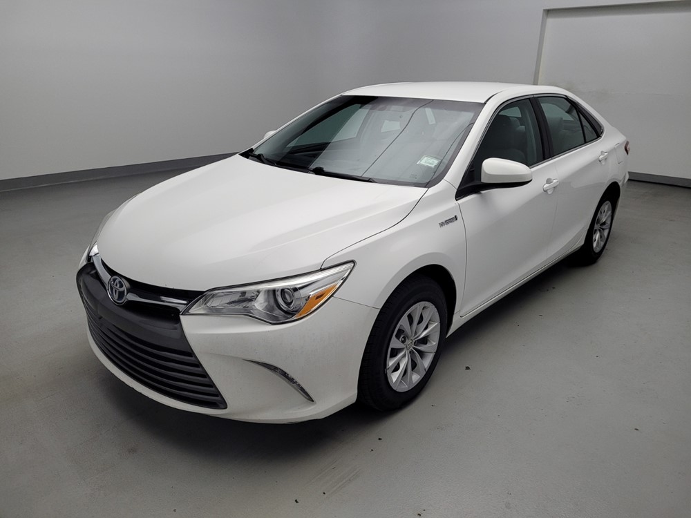 Used 2016 Toyota Camry Driver Front Bumper