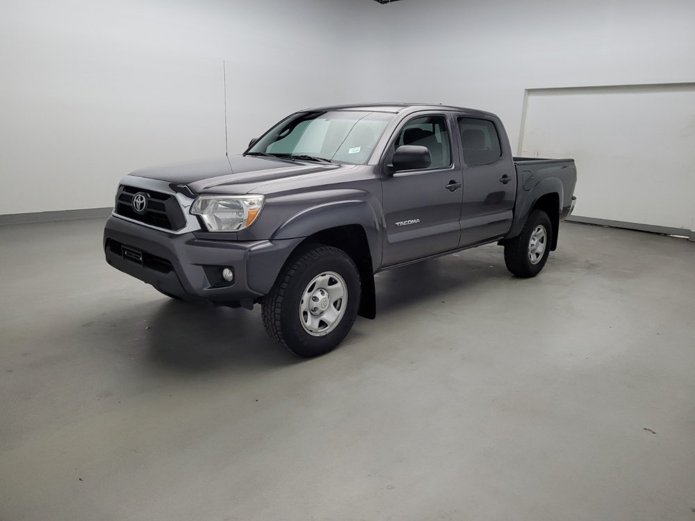 Used 2015 Toyota Tacoma Driver Front Bumper