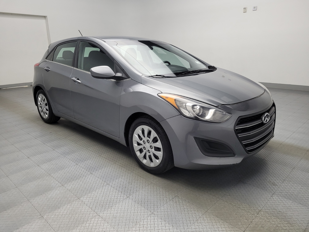 2016 Hyundai Elantra GT Base photo 10