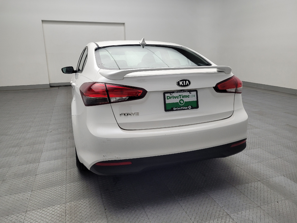 2017 Kia Forte LX photo 5