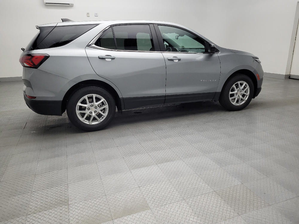 Image 8 of 2023 Chevrolet Equinox LT