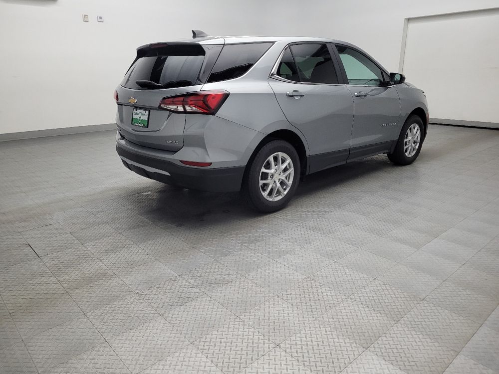 Image 7 of 2023 Chevrolet Equinox LT