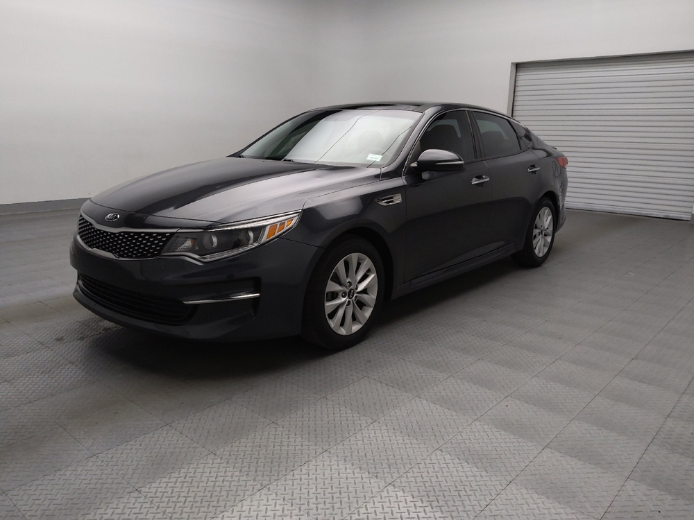 2017 Kia Optima EX's photo