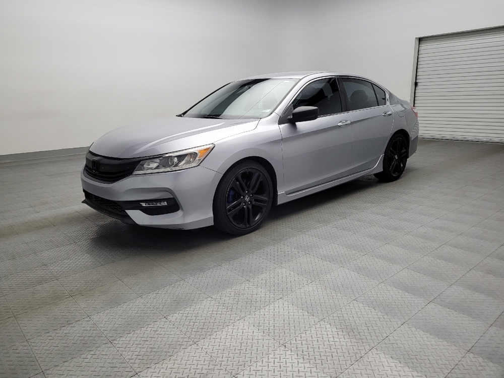 2017 Honda Accord Sport's photo