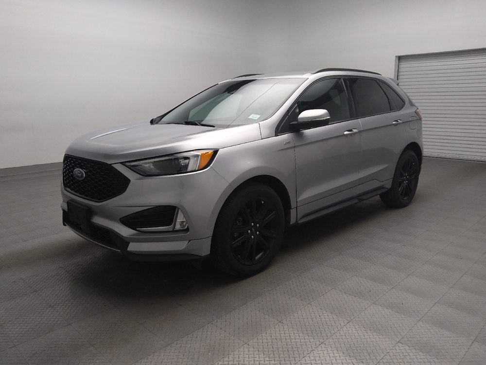 2020 Ford Edge ST Line's photo