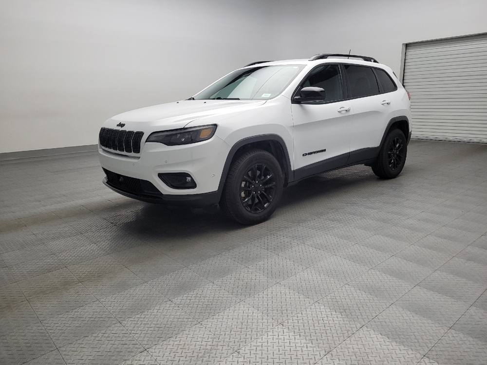2023 Jeep Cherokee Altitude Lux's photo