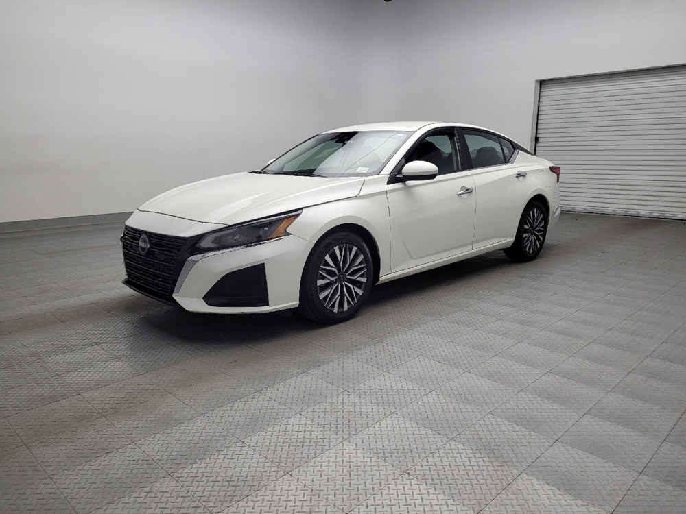 2023 Nissan Altima SV