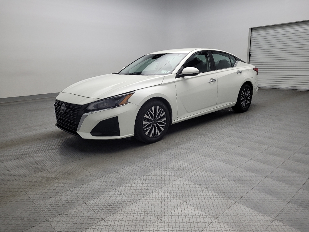 2023 Nissan Altima SV