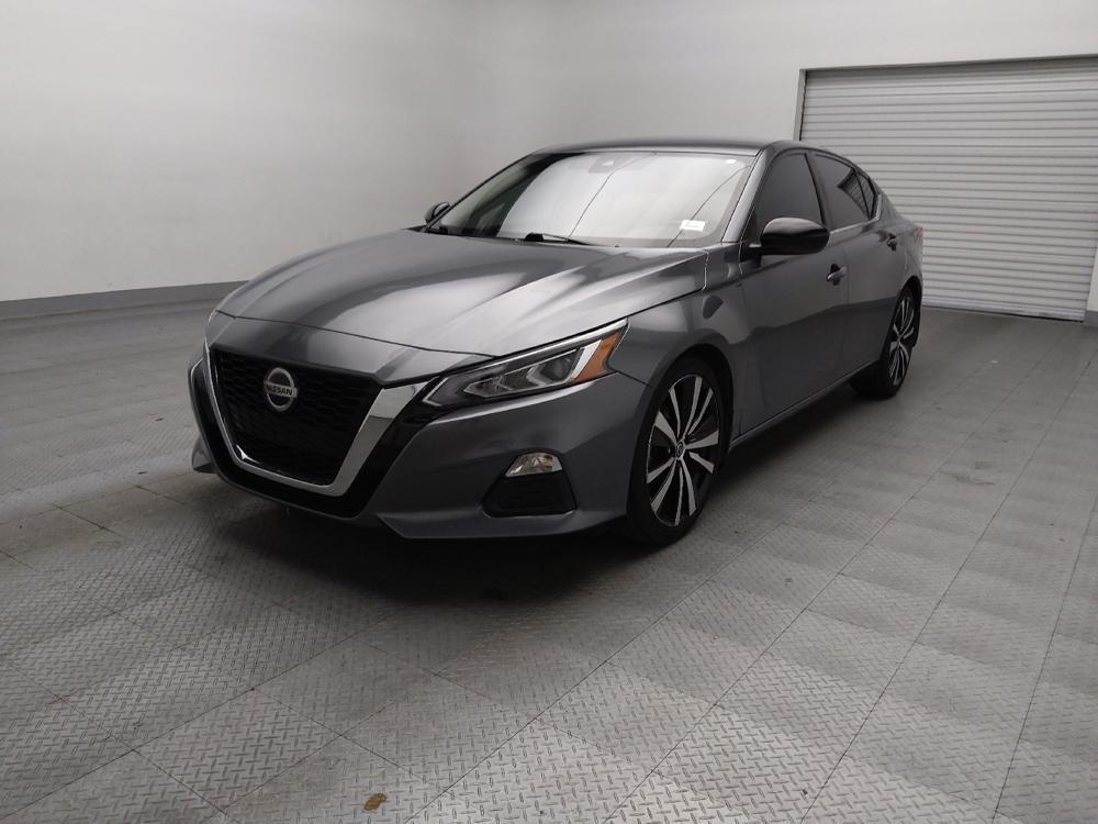 2022 Nissan Altima SR