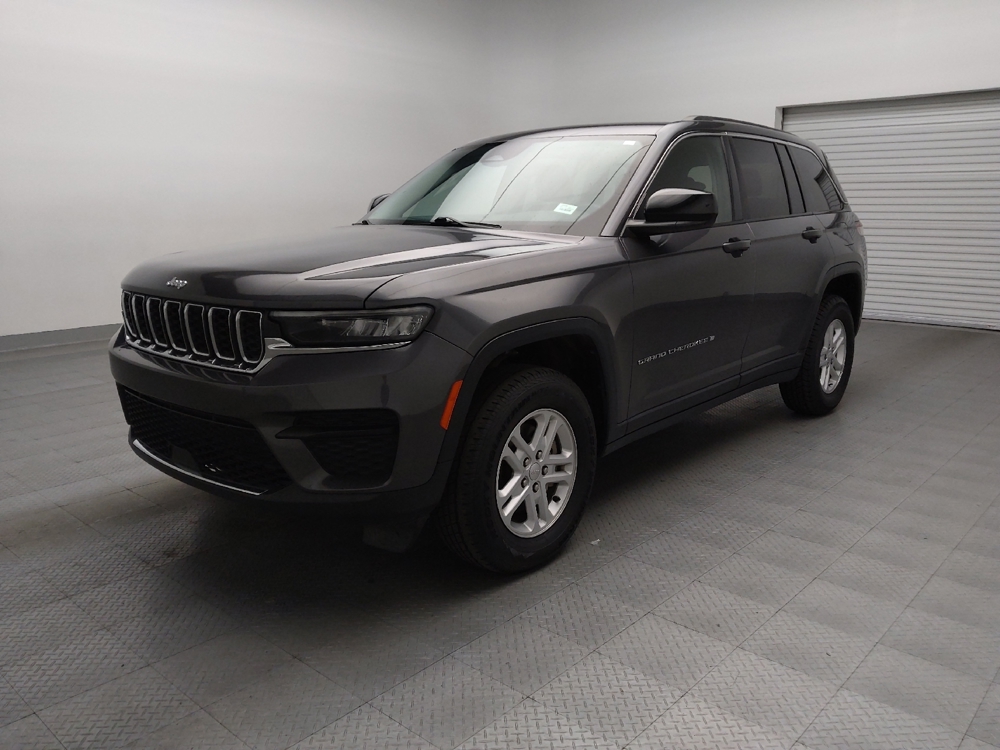 2023 Jeep Grand Cherokee Laredo's photo