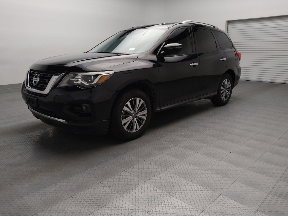 2020 Nissan Pathfinder SV