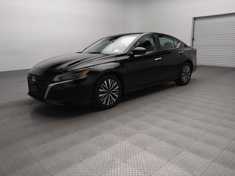 2023 Nissan Altima SV