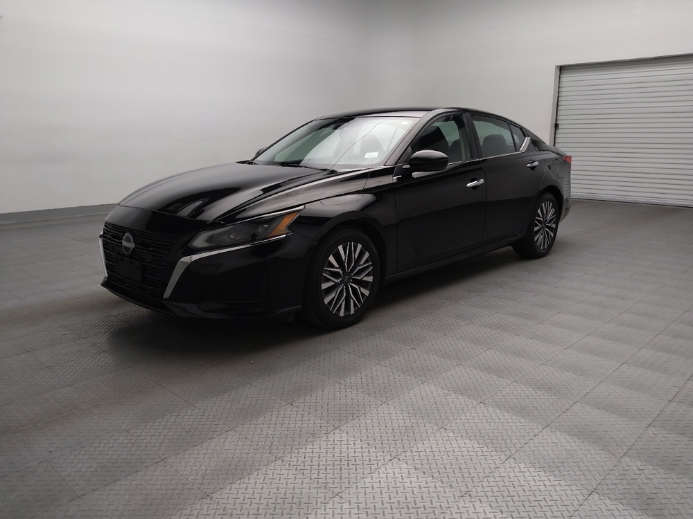 2023 Nissan Altima SV
