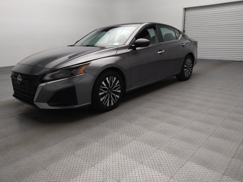 2024 Nissan Altima SV