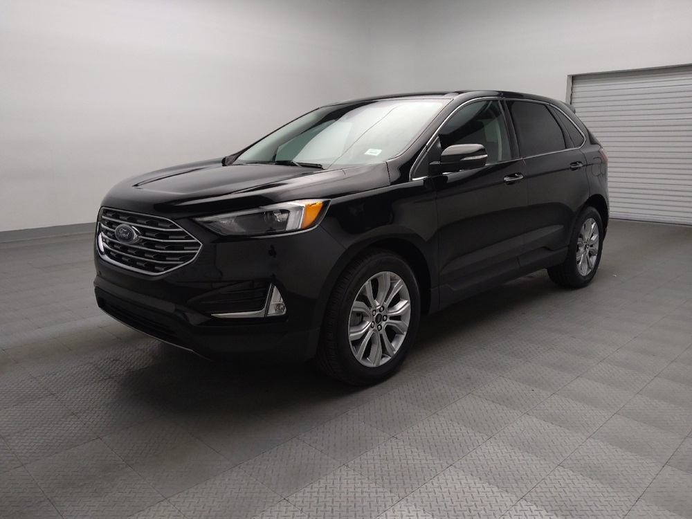 2024 Ford Edge Titanium's photo