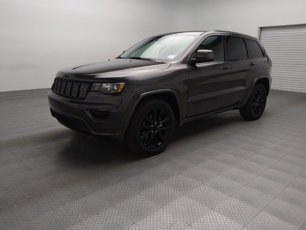 2020 Jeep Grand Cherokee Altitude's photo