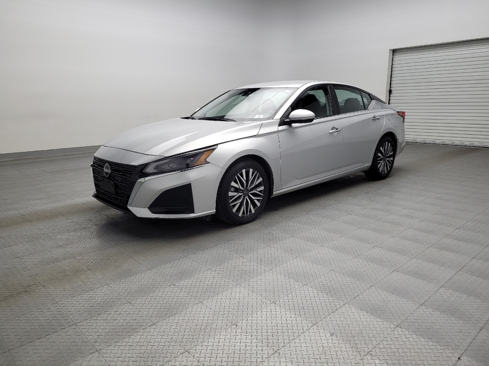 2023 Nissan Altima SV
