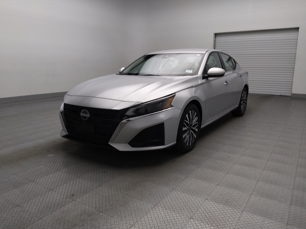 2023 Nissan Altima SV