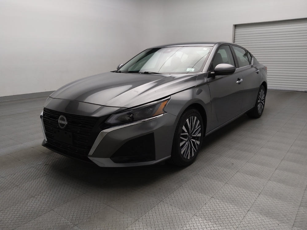 2023 Nissan Altima SV