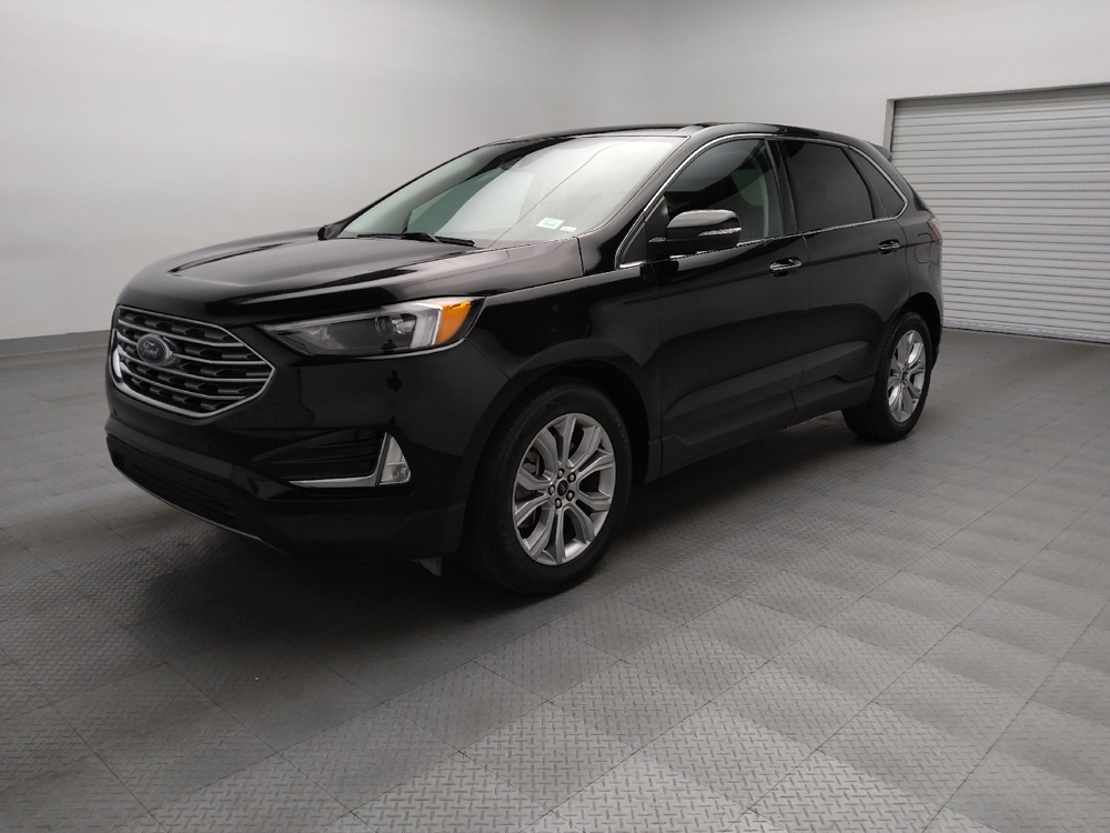 2024 Ford Edge Titanium's photo