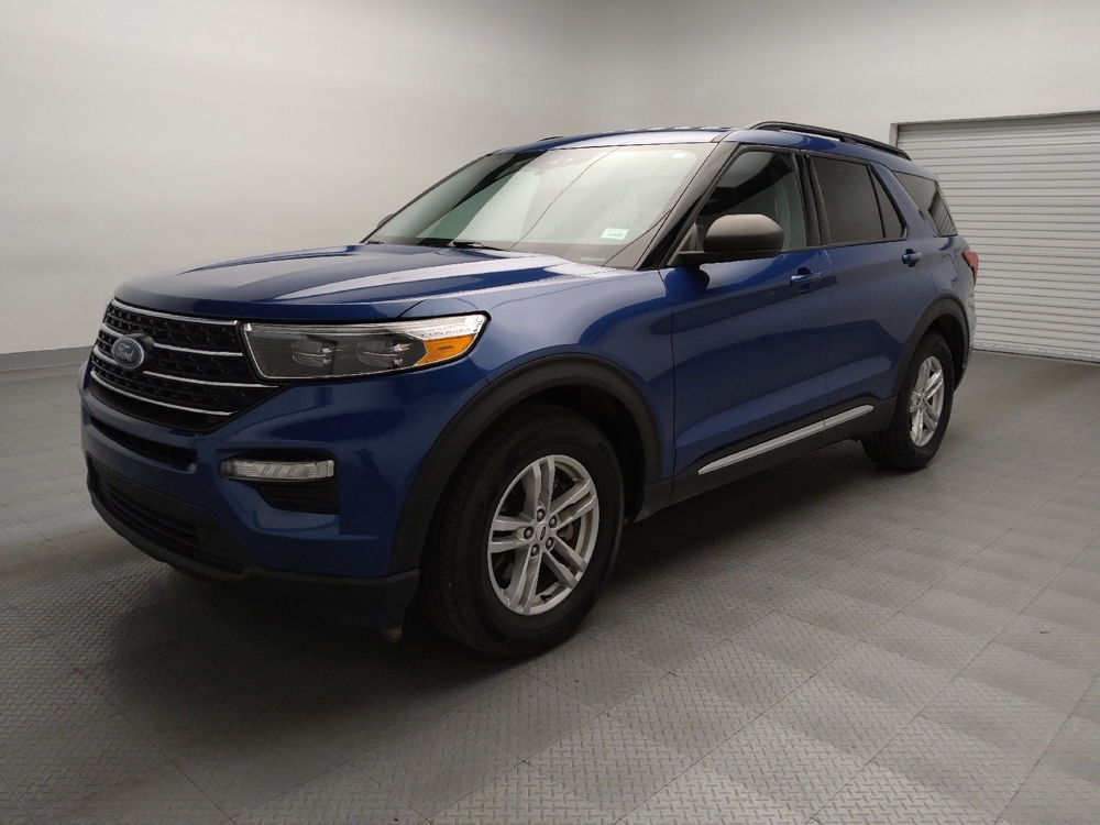 2023 Ford Explorer XLT's photo