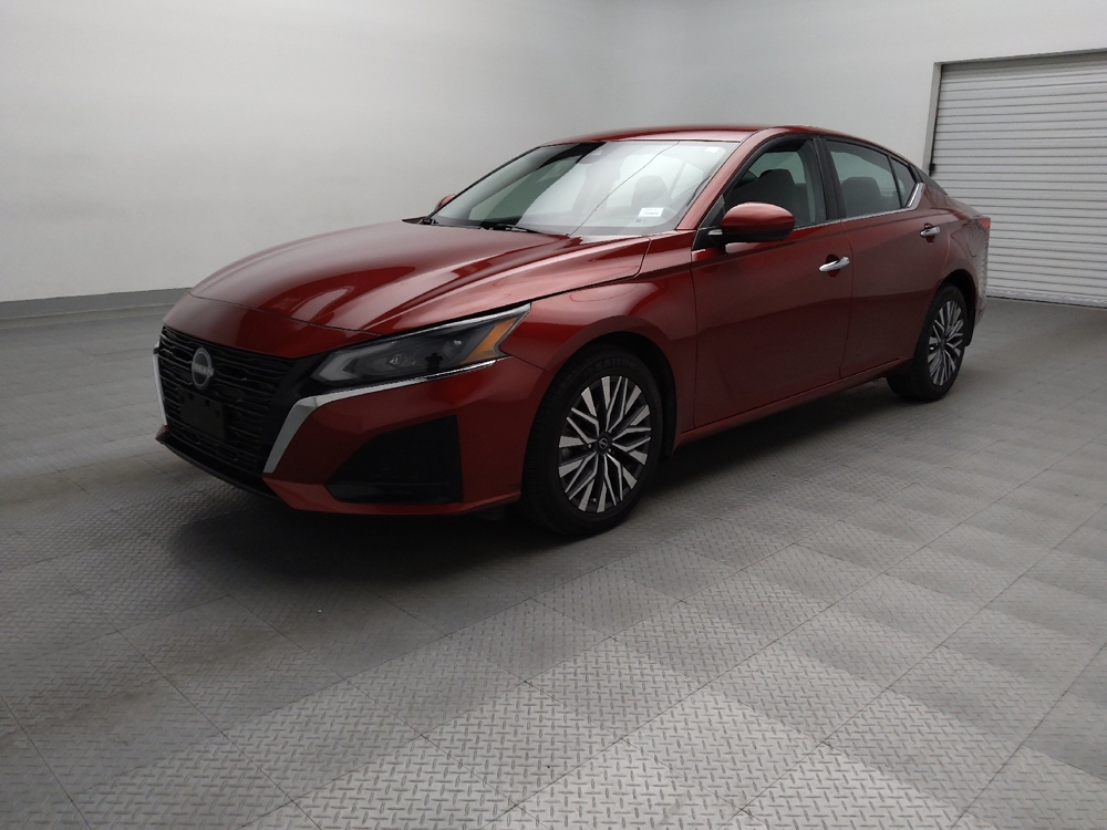 2023 Nissan Altima SV