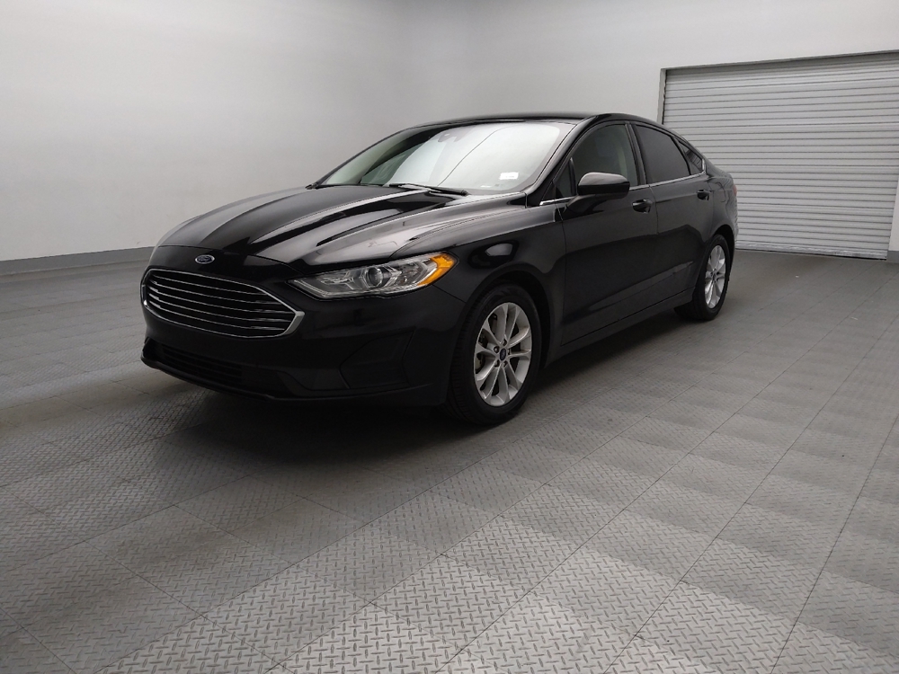 2020 Ford Fusion SE's photo