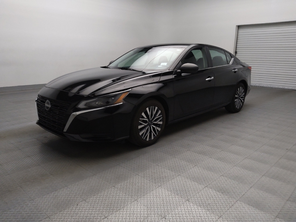 2024 Nissan Altima SV