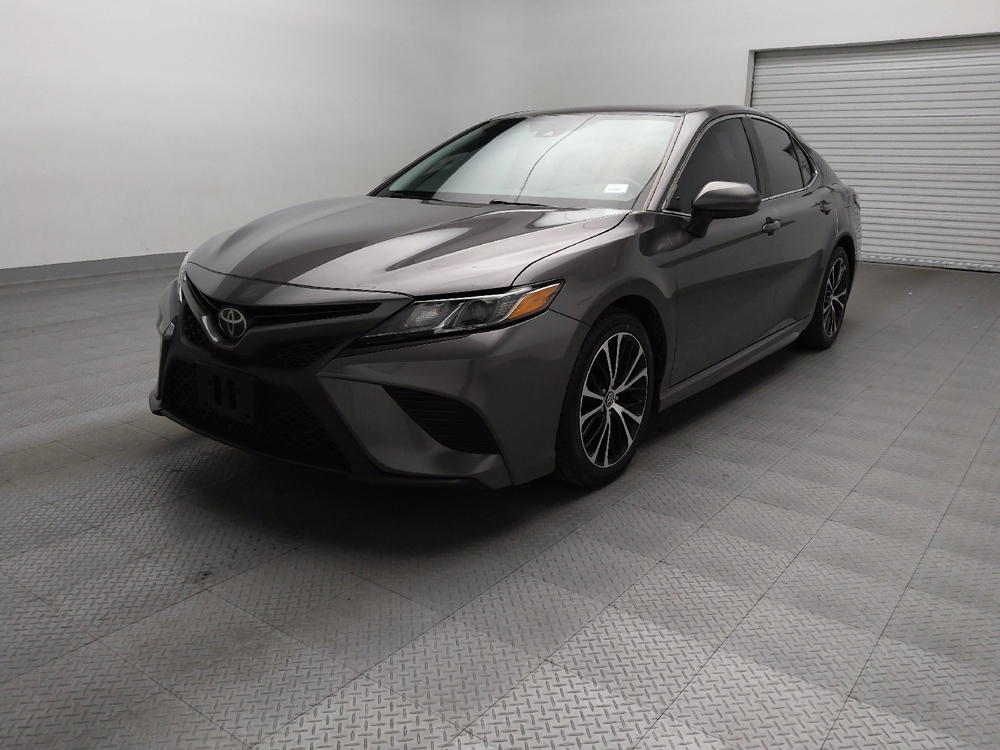 2019 Toyota Camry SE