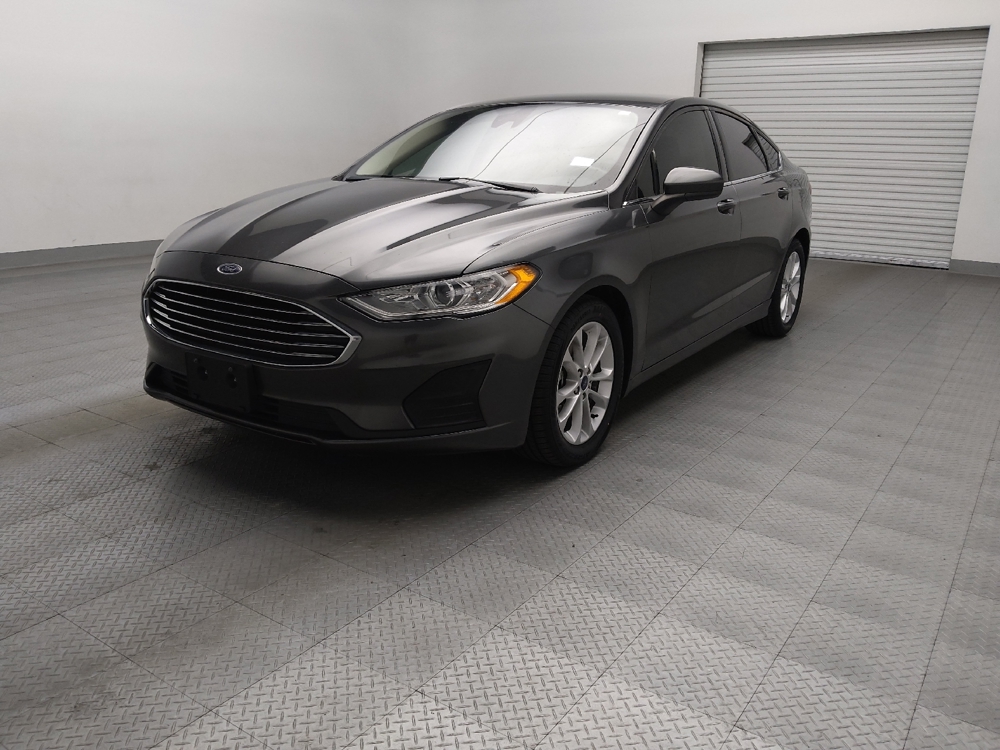 2020 Ford Fusion SE