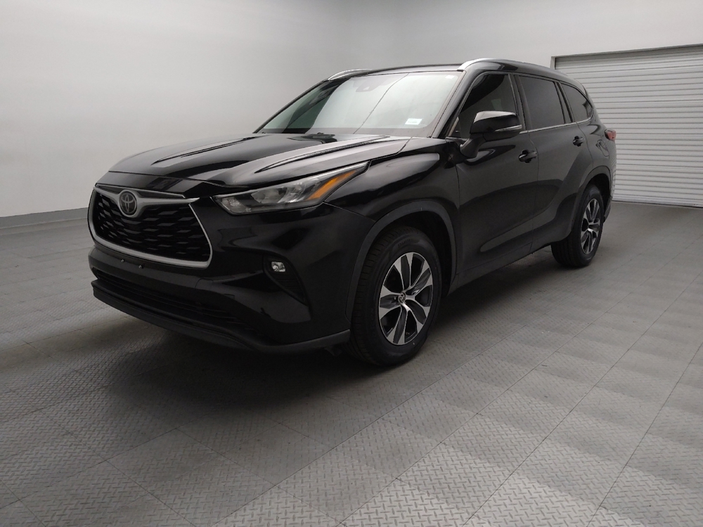 2020 Toyota Highlander XLE's photo
