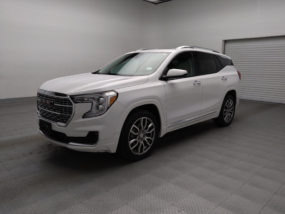 2022 GMC Terrain Denali's photo