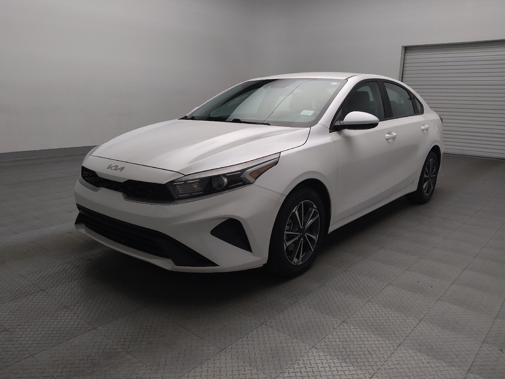 2024 Kia Forte LXS's photo