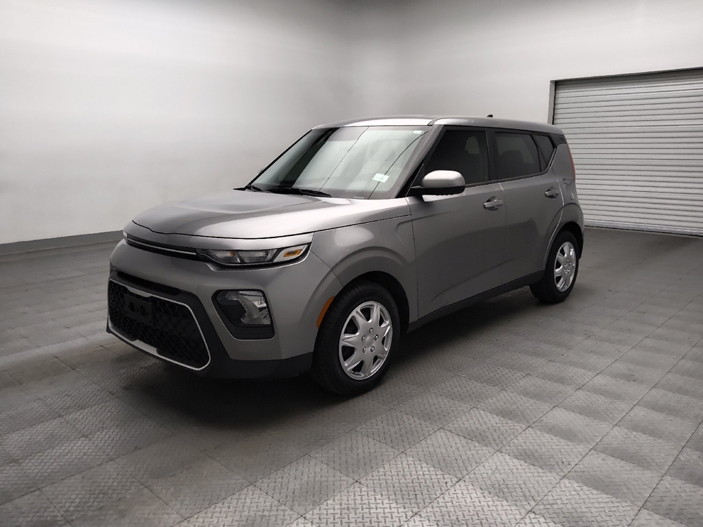 2022 Kia Soul LX's photo