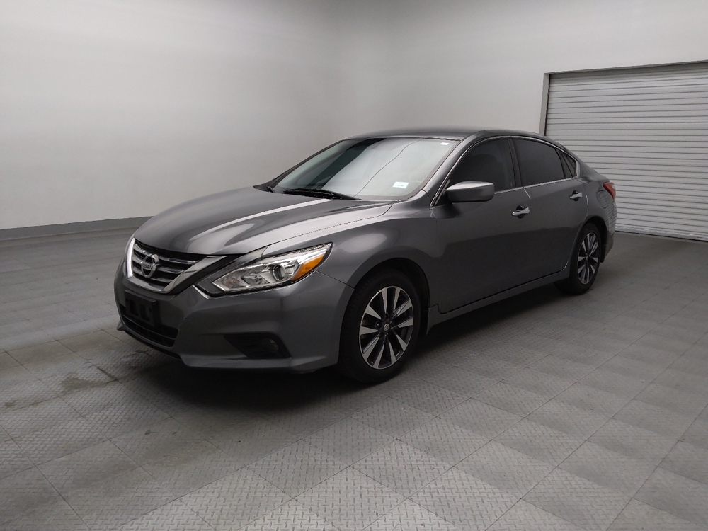 2017 Nissan Altima SV