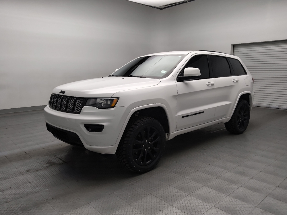2019 Jeep Grand Cherokee Altitude's photo