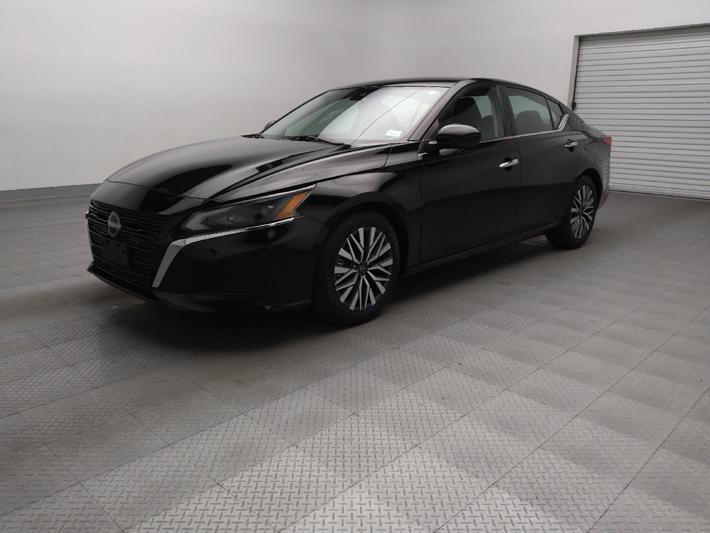 2023 Nissan Altima SV