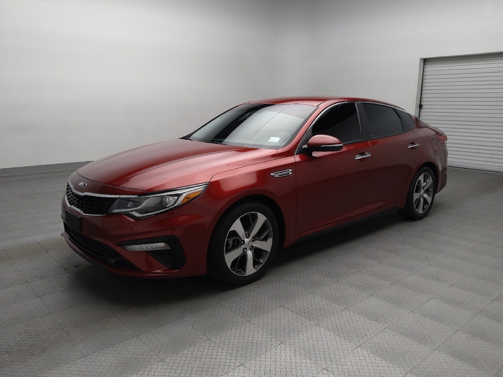 2019 Kia Optima S's photo